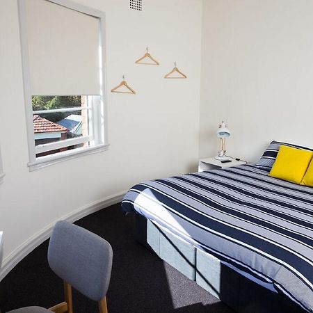 Blues Point Hotel Сидни Екстериор снимка