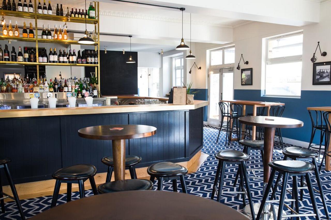 Blues Point Hotel Сидни Екстериор снимка